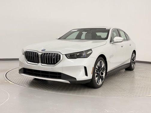 2024 BMW i5 eDrive40