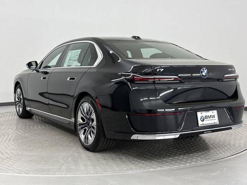 2025 BMW i7 eDrive50