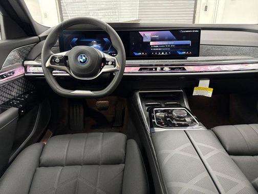 2025 BMW i7 eDrive50