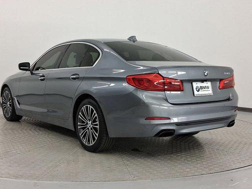2017 BMW 540 540i