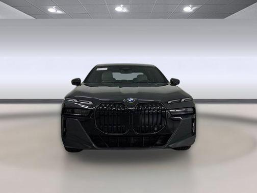 2026 BMW 740 xDrive