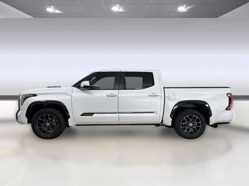 2024 Toyota Tundra Hybrid Platinum