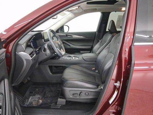 2022 INFINITI QX60 Luxe