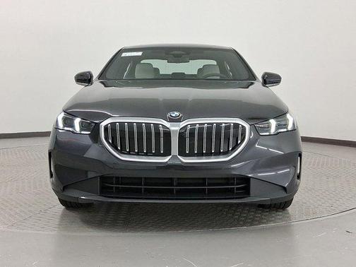 2026 BMW 530 i