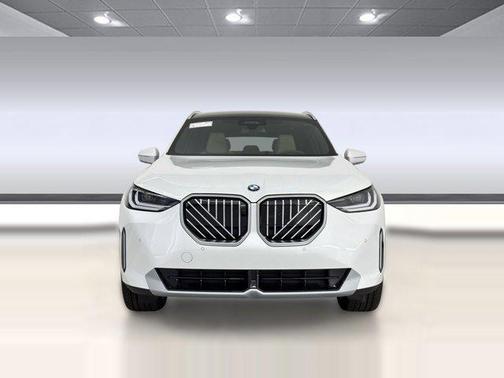 Mineral White Metallic 2026 BMW X3 30 xDrive