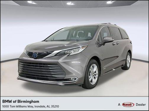 2021 Toyota Sienna Limited 7-Passenger