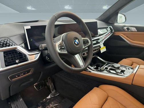 Black Sapphire Metallic 2026 BMW X7 xDrive40i