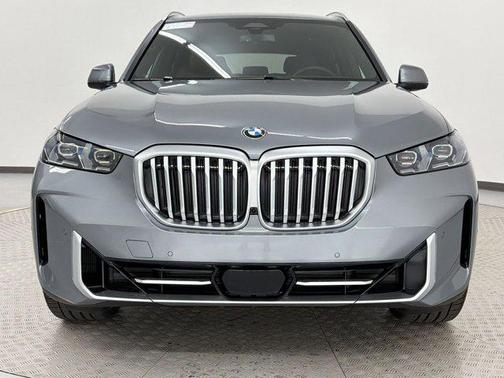 Skyscraper Grey Metallic 2026 BMW X5 sDrive40i