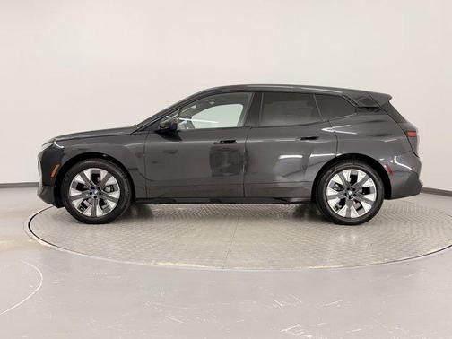 2026 BMW iX xDrive45
