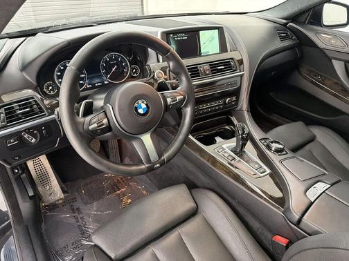 Black Sapphire Metallic 2015 BMW 640 640i
