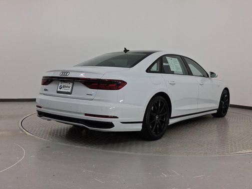 2024 Audi A8 L 55 TFSI quattro Tiptronic