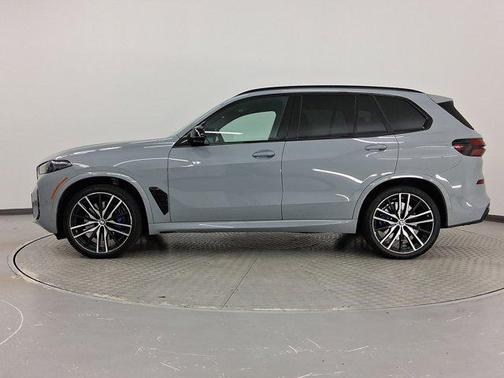 2024 BMW X5 M60i