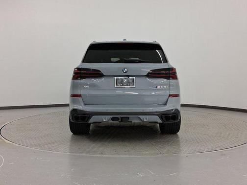 2024 BMW X5 M60i