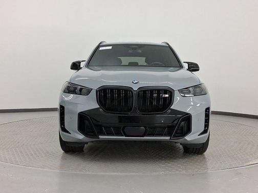 2024 BMW X5 M60i