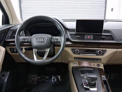 2019 Audi Q5 2.0T Premium Plus