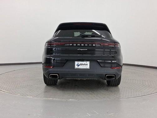 2024 Porsche Cayenne AWD