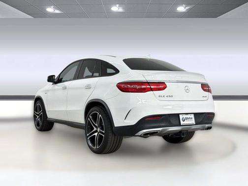 White 2016 Mercedes-Benz GLE-Class 4MATIC