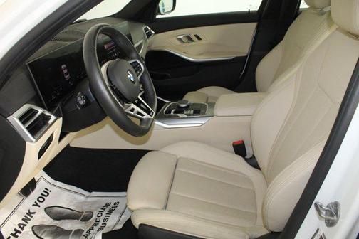 2025 BMW 330 i xDrive