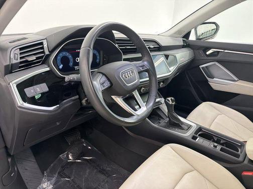 2024 Audi Q3 45 S line Premium Plus
