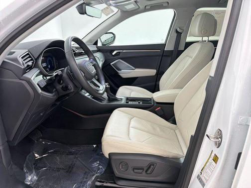 2024 Audi Q3 45 S line Premium Plus