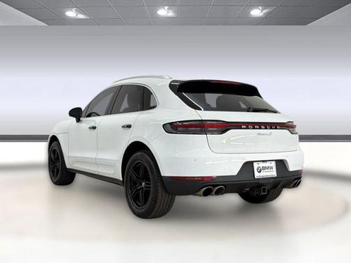 White 2019 Porsche Macan Macan
