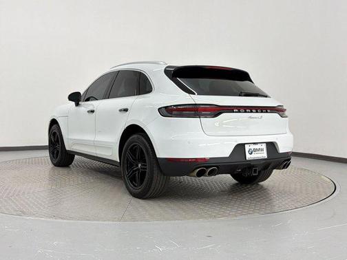 White 2019 Porsche Macan Macan