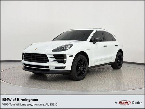 White 2019 Porsche Macan Macan