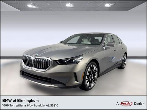 Gray 2025 BMW 530 530i