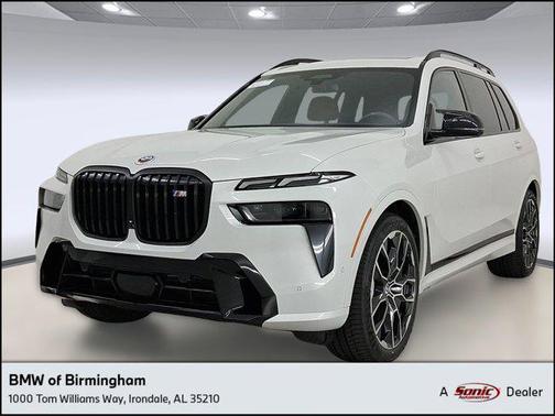 2023 BMW X7 M60i