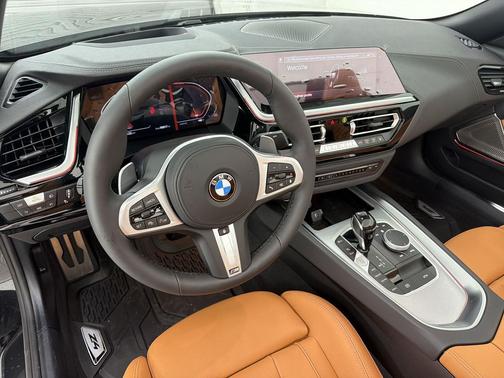 Black Sapphire Metallic 2026 BMW Z4 sDrive30i