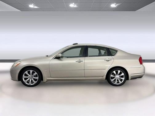 Gold 2006 INFINITI M35 Base