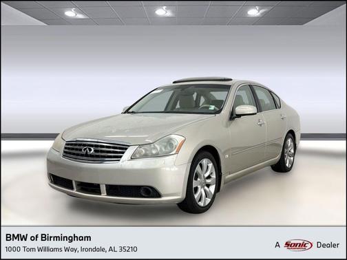 Gold 2006 INFINITI M35 Base