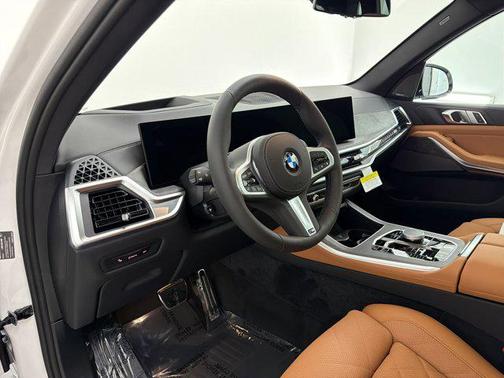 Alpine White 2026 BMW X5 sDrive40i