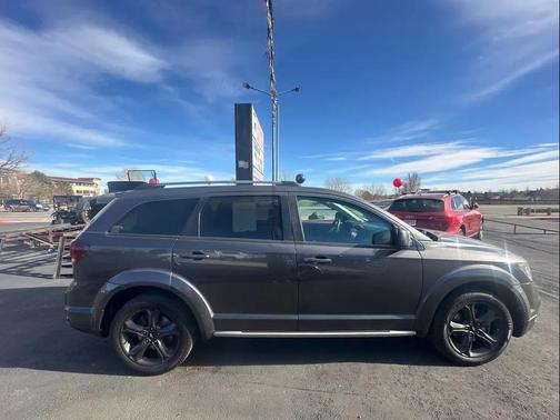 2019 Dodge Journey Crossroad