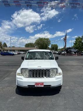 Bright White Clearcoat 2012 Jeep Liberty Limited