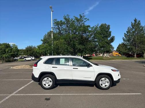 2015 Jeep Cherokee Sport