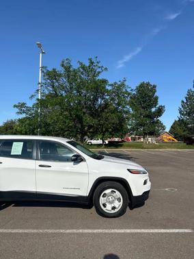 2015 Jeep Cherokee Sport