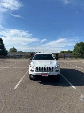 2015 Jeep Cherokee Sport