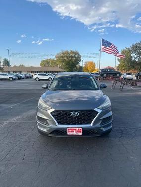2019 Hyundai TUCSON SE