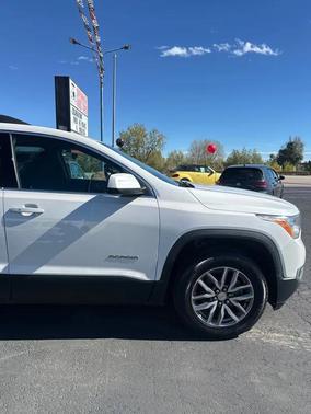 2018 GMC Acadia SLE-2