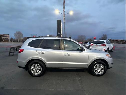 2011 Hyundai SANTA FE GLS