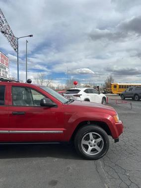 2005 Jeep Grand Cherokee Laredo