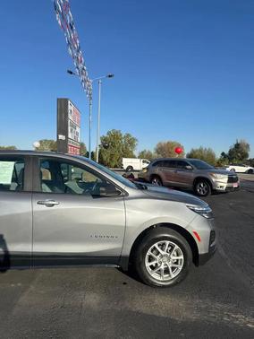 2023 Chevrolet Equinox LS