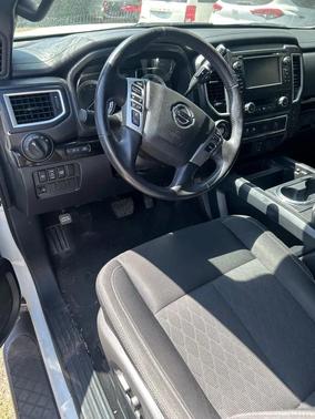 2018 Nissan Titan SV