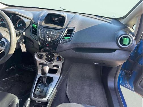 Lightning Blue Metallic 2018 Ford Fiesta SE