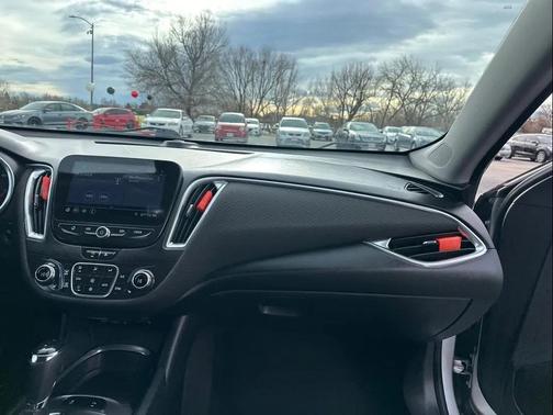 2020 Chevrolet Malibu FWD LT