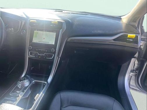 2018 Ford Fusion Energi SE Luxury