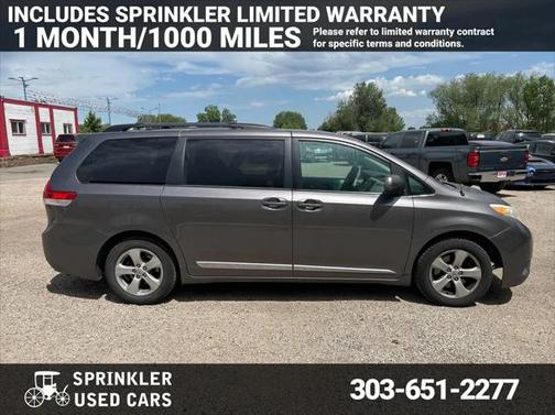 2014 Toyota Sienna LE