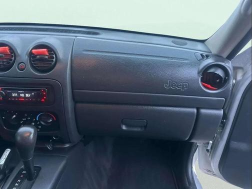 2003 Jeep Liberty Sport