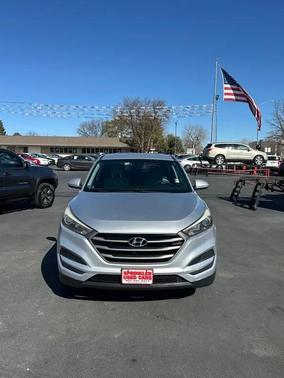 2016 Hyundai TUCSON SE